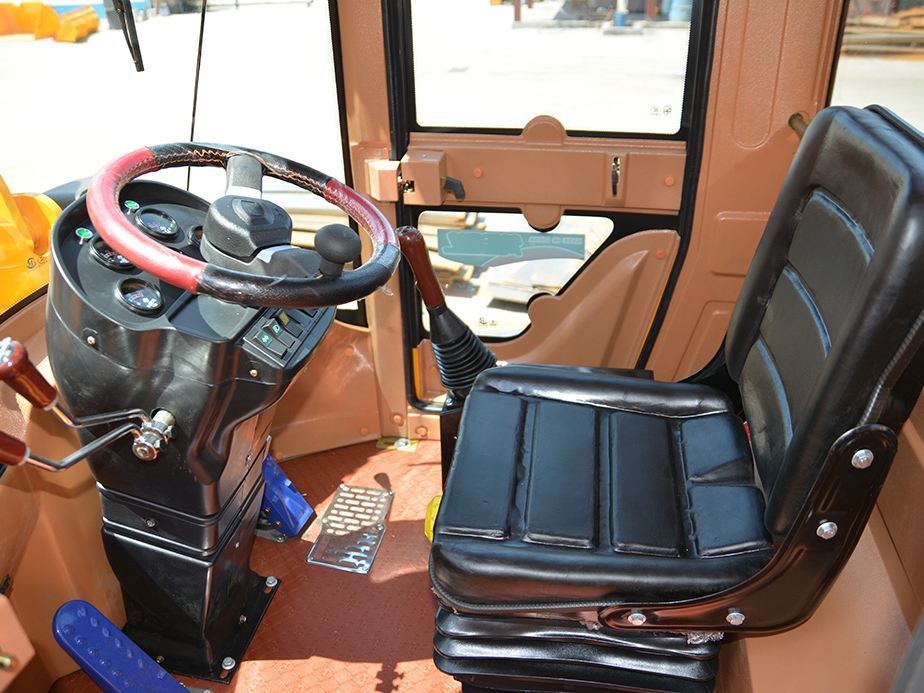 ZL08單缸輪式裝載機(jī)